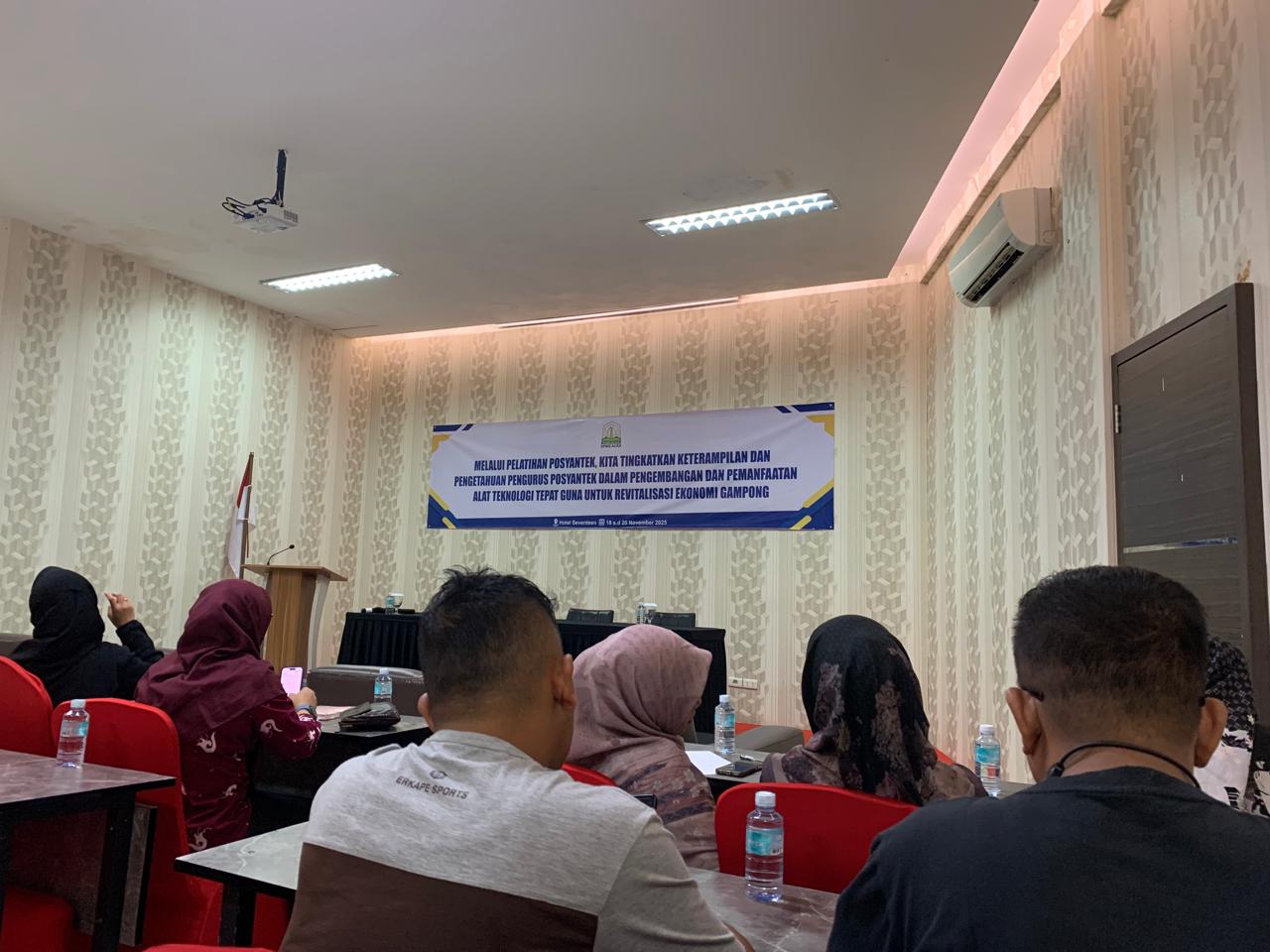 Posyantek Harapan Nanggroe Kuta Bahagia ikut kegiatan pelatihan Pos Pelayanan Teknologi (POSYANTEK) di Banda Aceh